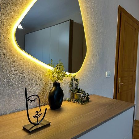 Villa Malo Guesthouse Korce Bagian luar foto