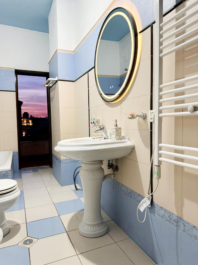 Villa Malo Guesthouse Korce Bagian luar foto