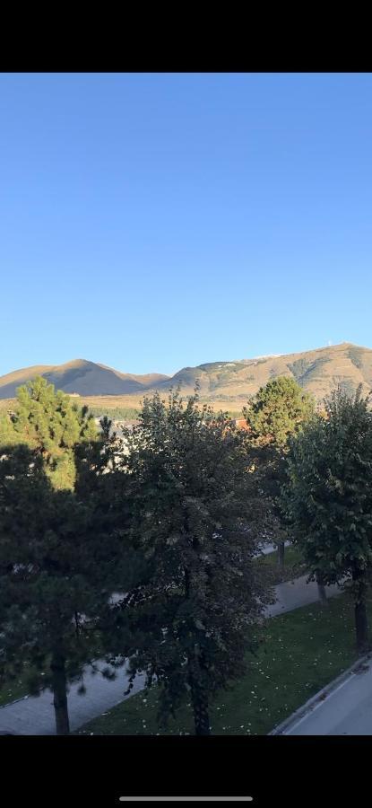 Villa Malo Guesthouse Korce Bagian luar foto