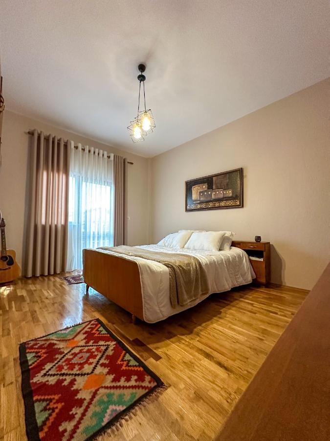 Villa Malo Guesthouse Korce Bagian luar foto