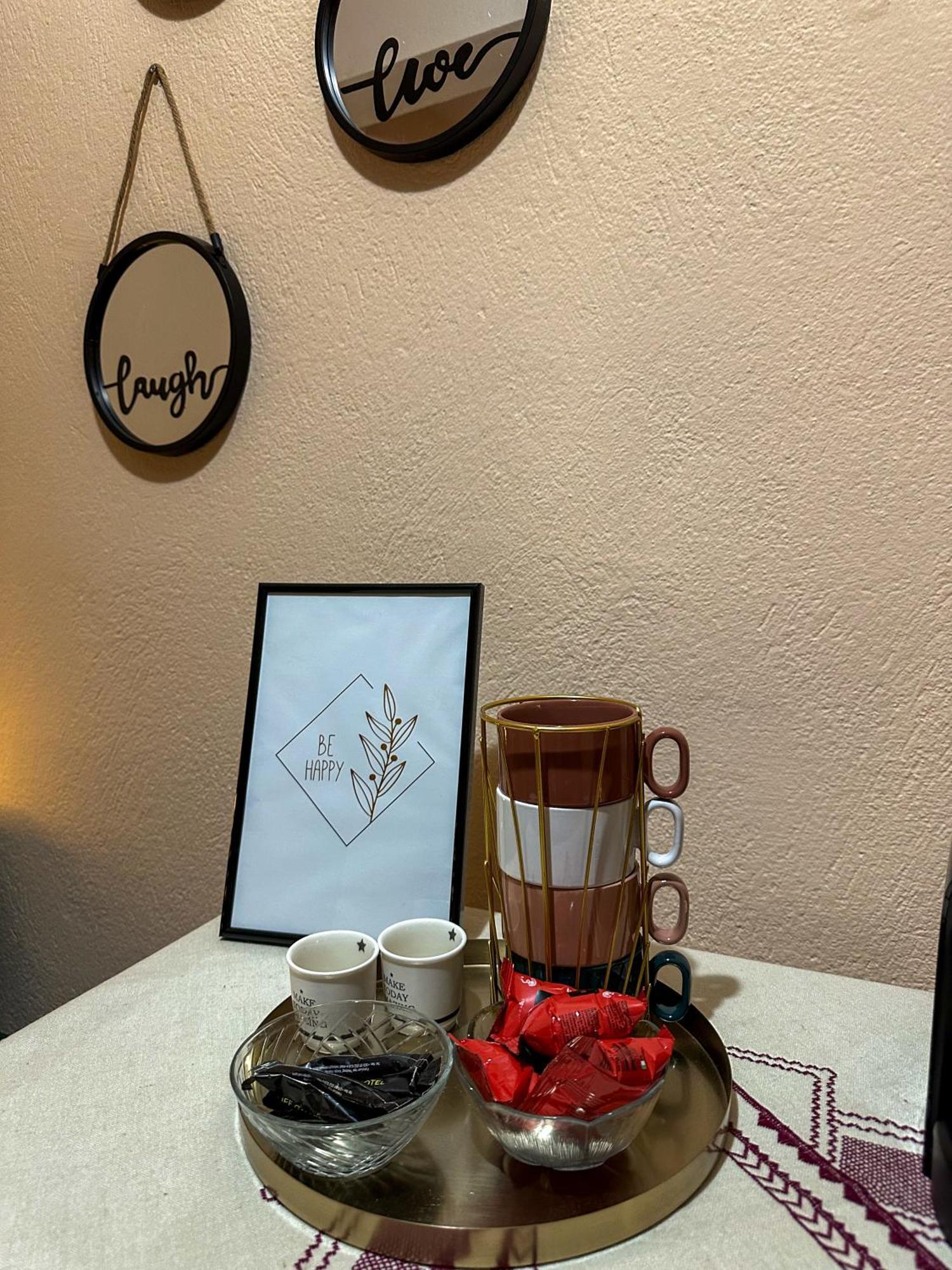 Villa Malo Guesthouse Korce Bagian luar foto